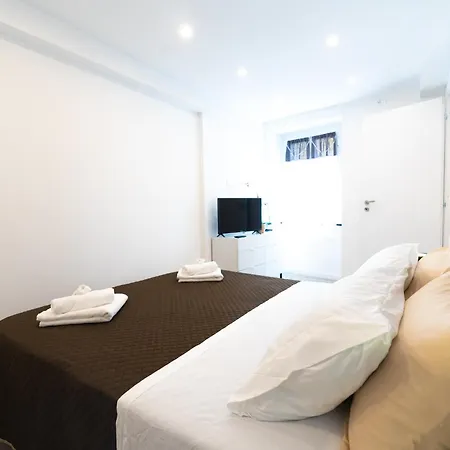 Relax, Natura E Citta Apartment *