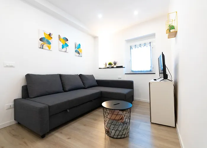 Relax, Natura E Citta - Piscina, Fishing E Parco Genua